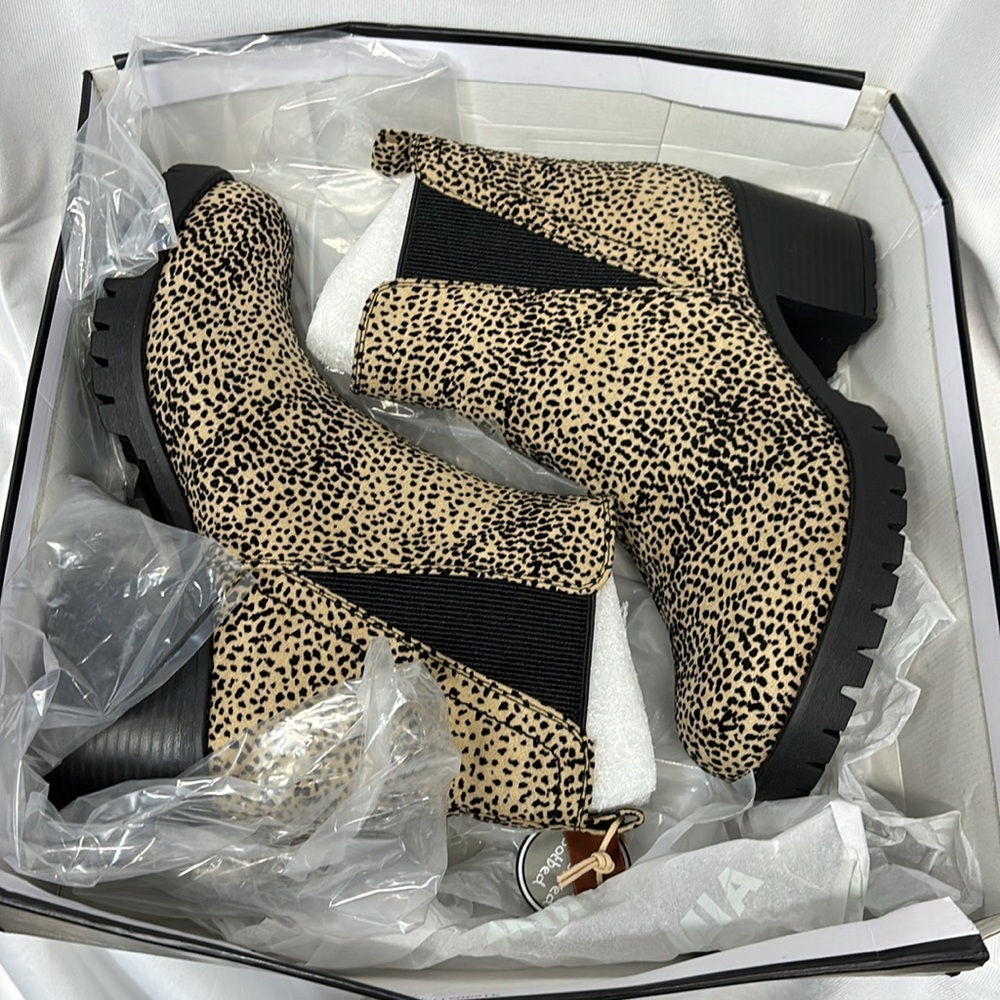 MIA Leopard Print Ankle Booties in Tan and Black - Picture 12 of 14